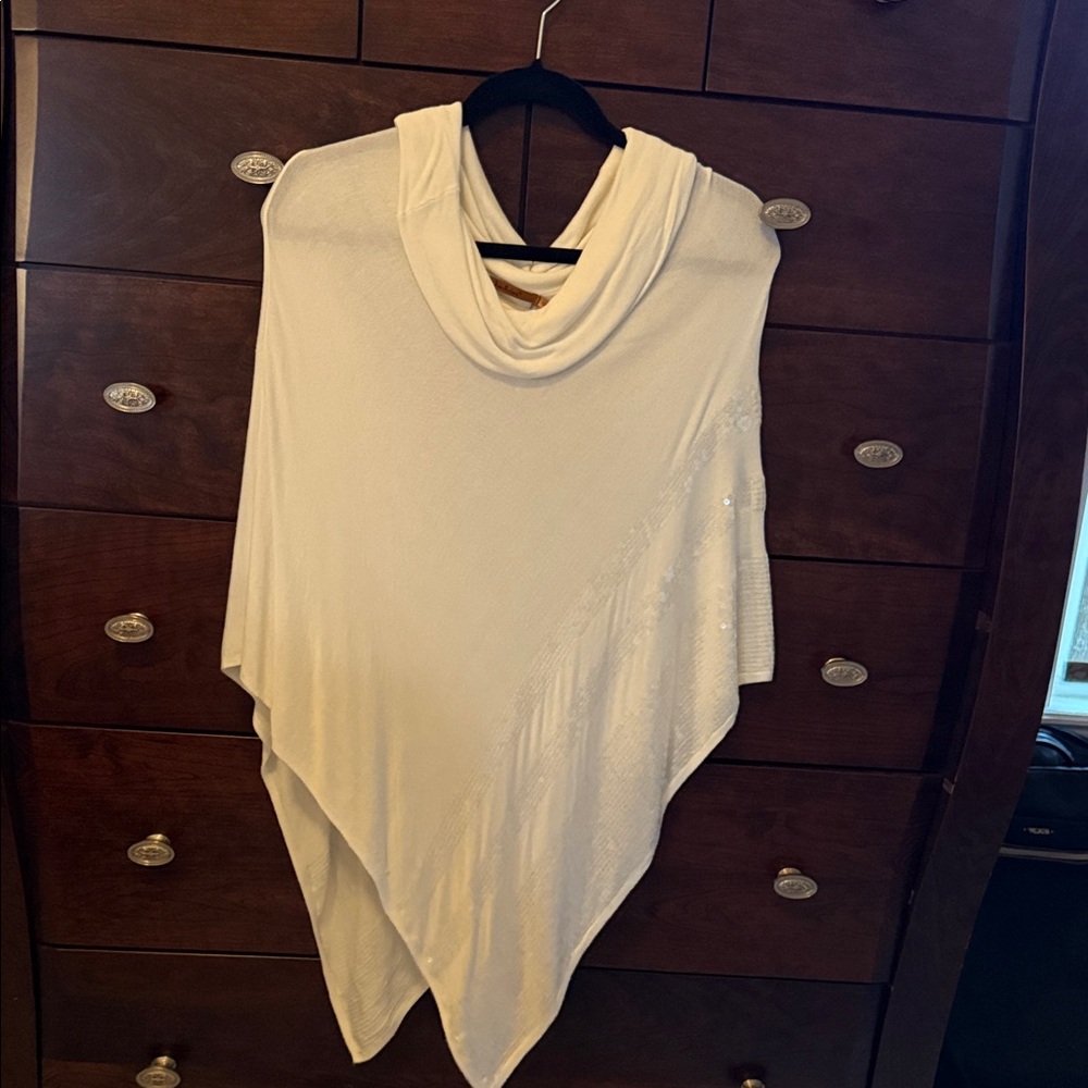 Belldini Cream Knit Top